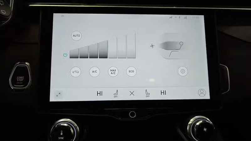 Kia Niro • 2023 • 56,234 km 39