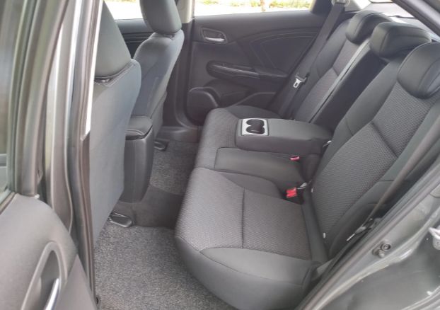 Honda Civic • 2017 • 109,000 km 4