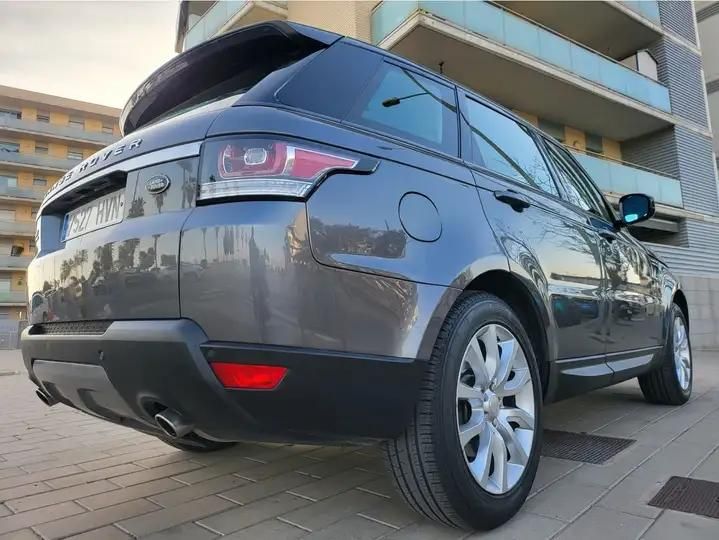 Land Rover Range Rover Sport • 2014 • 130,000 km 2