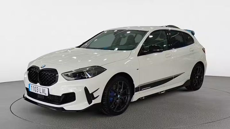 BMW 1 Series • 2021 • 9,150 km 1