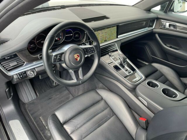 Porsche Panamera • 2016 • 104,000 km 8