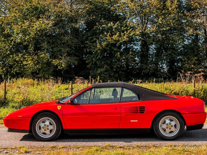 Ferrari FF • 1992 • 31,700 km 5