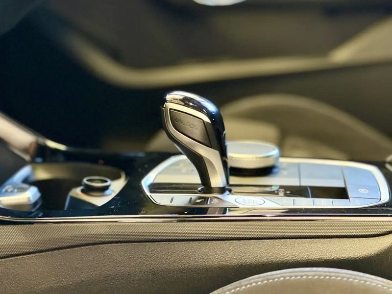 BMW 1 Series • 2021 • 51,000 km 14