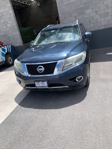 Nissan Pathfinder • 2013 • 93,800 km 9