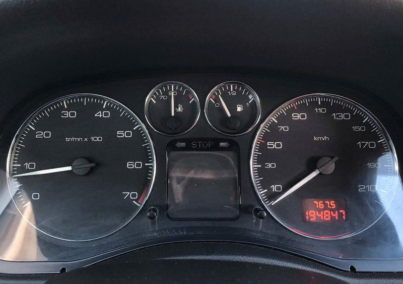 Peugeot 307 • 2005 • 199,999 km 3