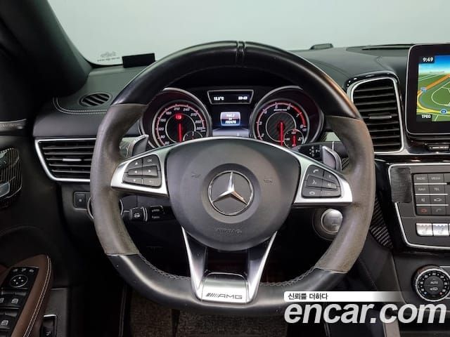 Mercedes-Benz GLE • 2018 • 102 km 8