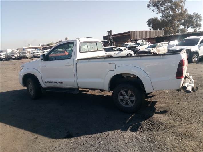 Toyota Hilux • 2015 • 85,665 km 6