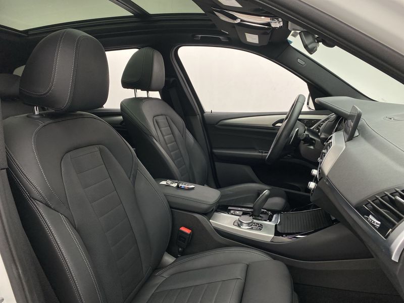 BMW X3 • 2019 • 33,691 km 10