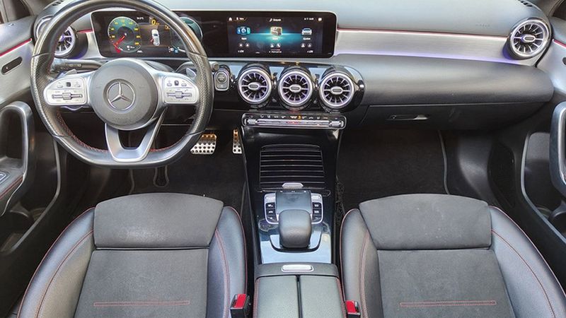 Mercedes-Benz A-Class • 2018 • 126,671 km 5