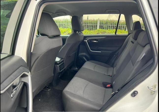 Toyota RAV4 • 2021 • 21,900 km 3