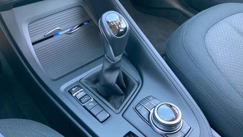 BMW X1 • 2018 • 47,200 km 12