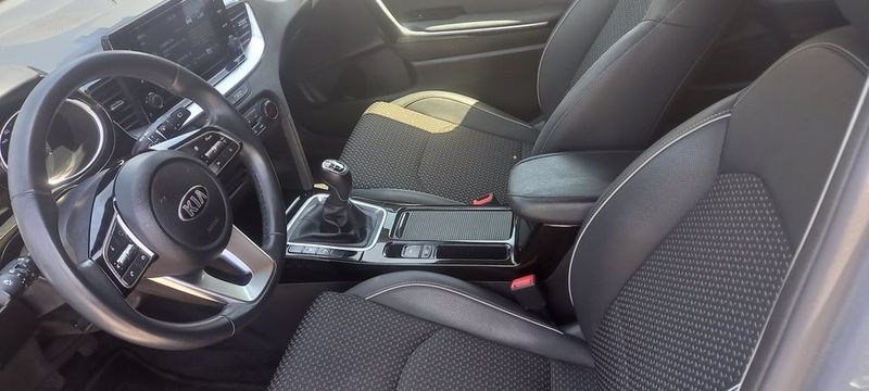 Kia Cee`d • 2021 • 60,000 km 6