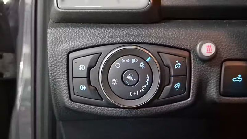 Ford Ranger • 2020 • 135,841 km 25