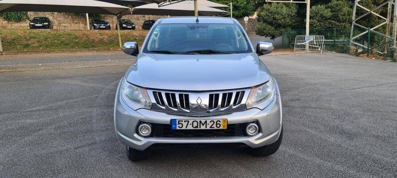 Mitsubishi L200 • 2015 • 290,000 km 3