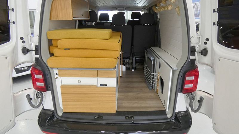 Volkswagen T5 Multivan • 2018 • 104,112 km 12