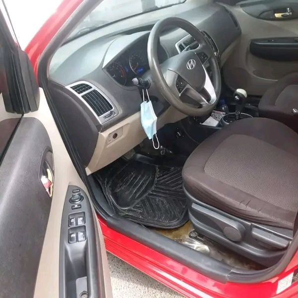 Hyundai i20 • 2016 • 50,000 km 2