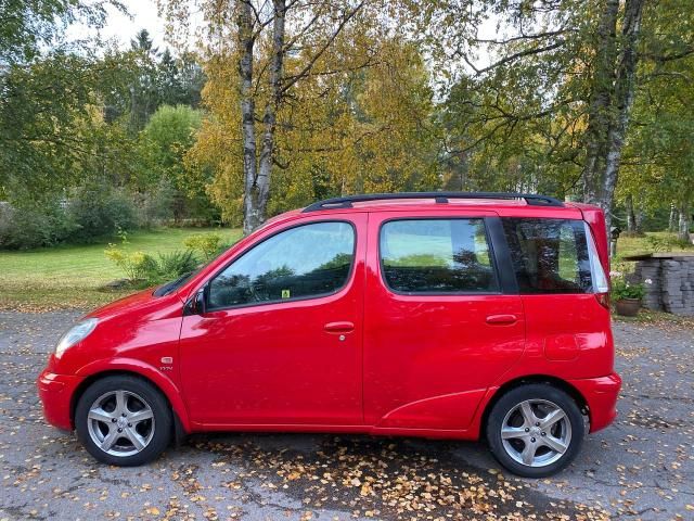 Toyota Yaris Verso • 2005 • 114,000 km 2