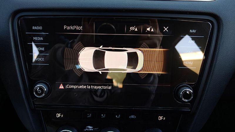 Škoda Octavia • 2018 • 105,000 km 11