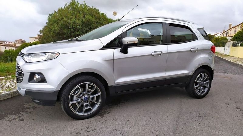 Ford Escort • 2016 • 60,000 km 2