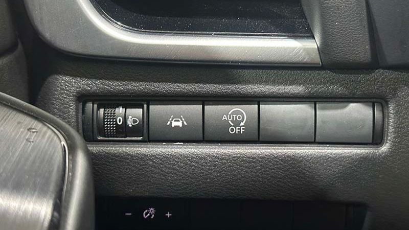 Nissan Qashqai • 2023 • 23,000 km 15