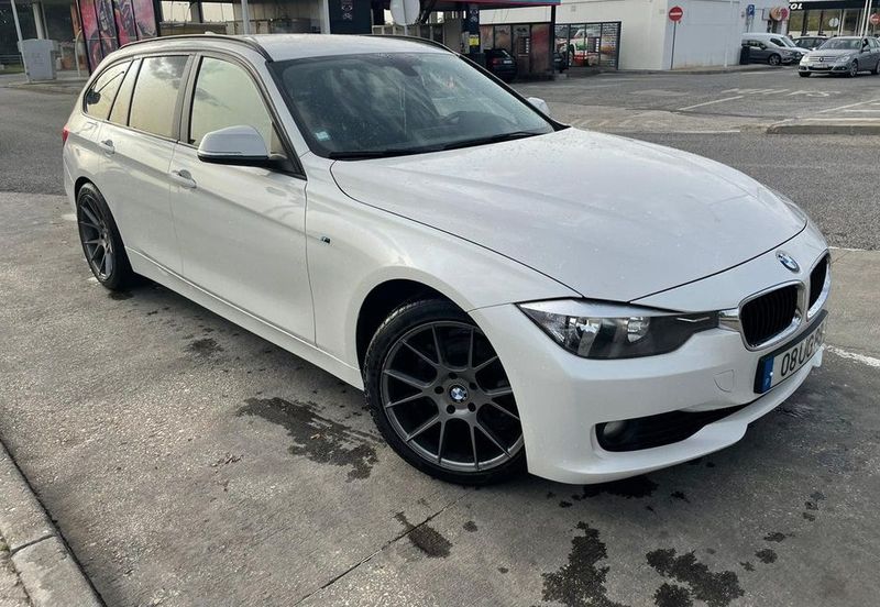 BMW 3 Series • 2014 • 80,000 km 1