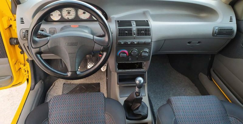 Fiat Punto • 1995 • 299,999 km 3