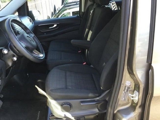 Mercedes-Benz 210 Van • 2018 • 142,000 km 8