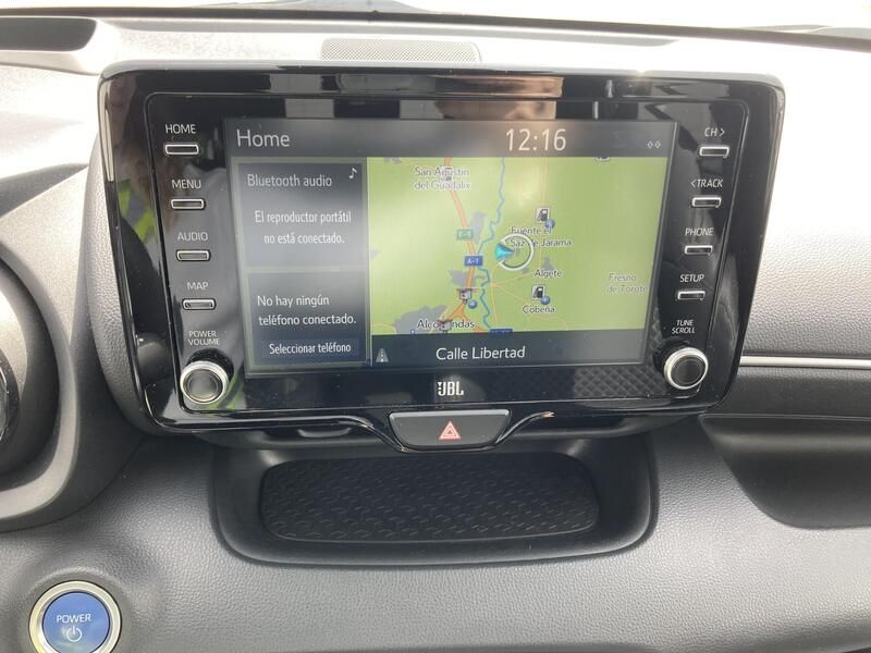 Toyota Yaris • 2022 • 55,150 km 30