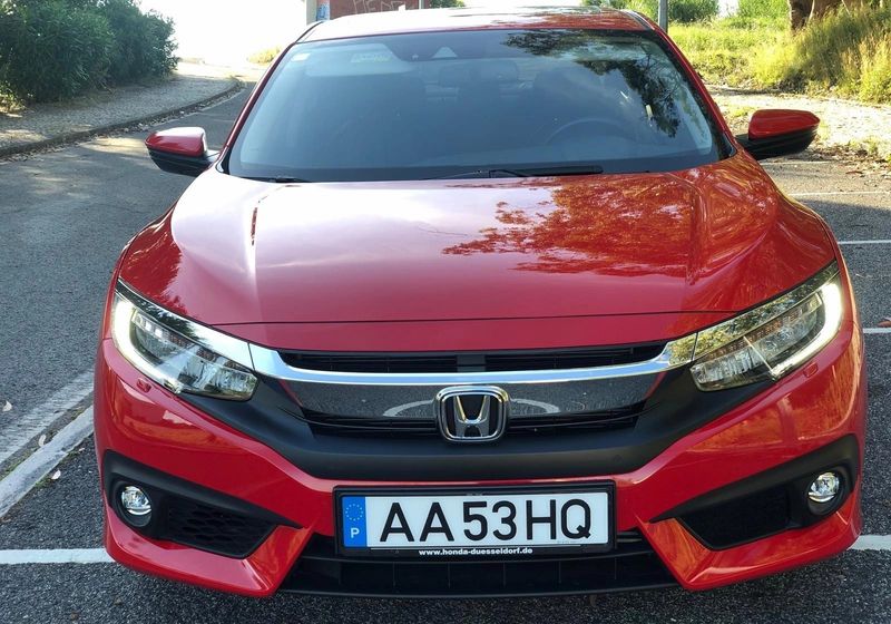 Honda Civic • 2019 • 48,000 km 2
