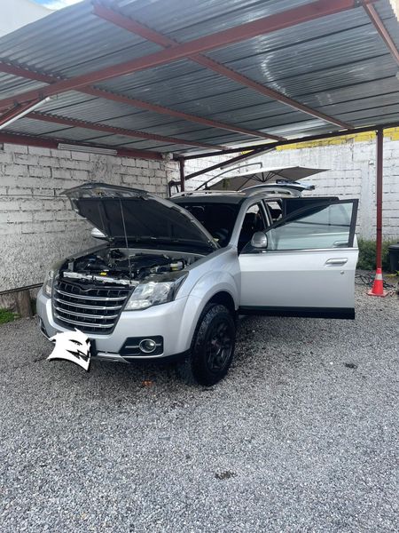 Great Wall Hover • 2018 • 74,000 km 2