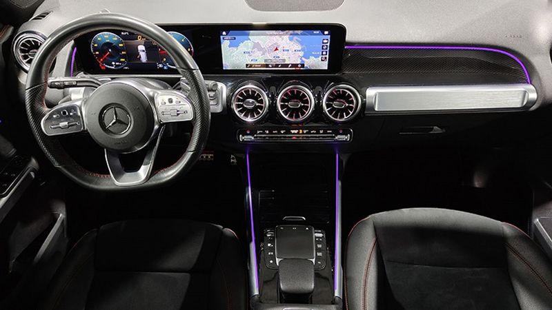 Mercedes-Benz GLB-Class • 2022 • 27,196 km 6