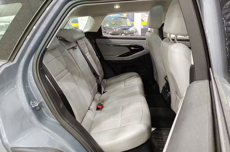 Land Rover Range Rover Evoque • 2022 • 35,424 km 9