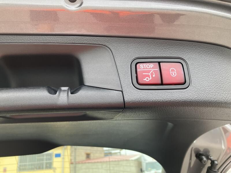 Mercedes-Benz GLA • 2022 • 12,076 km 27