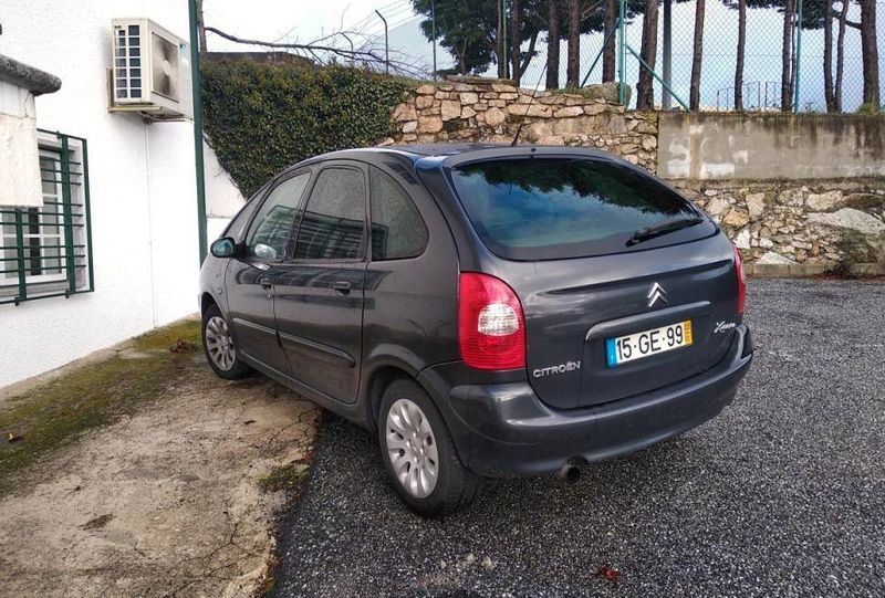 Citroën C3 Picasso • 2002 • 25,000 km 3