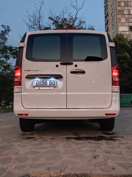 Mercedes-Benz Metris • 2016 • 198,000 km 5