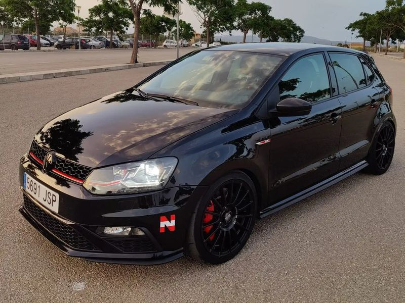 Volkswagen Polo • 2016 • 74,050 km 1
