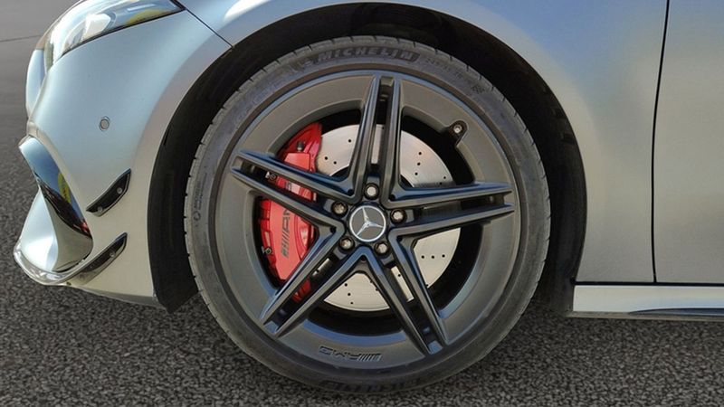 Mercedes-Benz A-Class • 2020 • 89,666 km 15