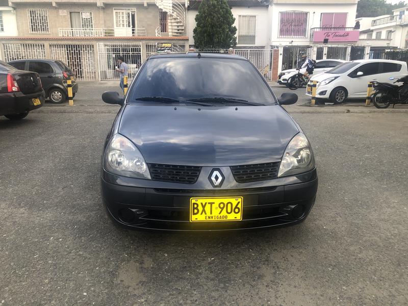 Renault Clio • 2011 • 95,532 km 5