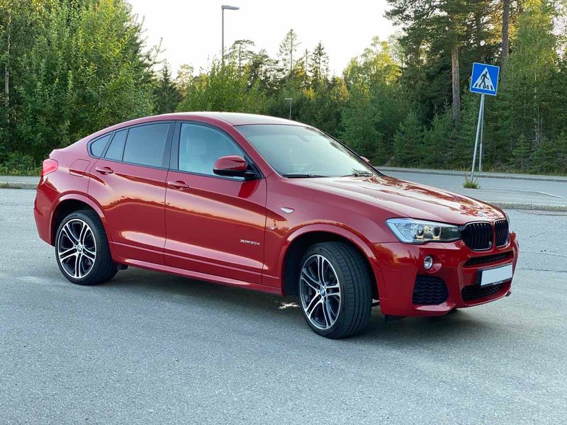 BMW X4 • 2015 • 110,000 km 1