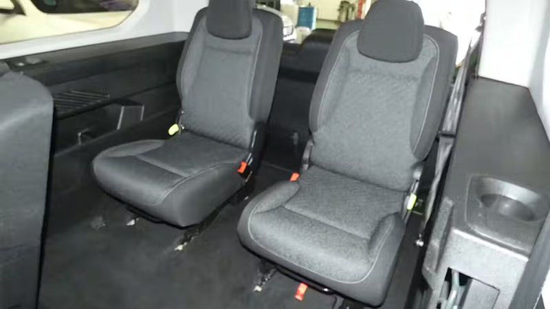 Peugeot Bipper • 2024 • 15,117 km 6