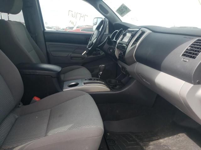 Toyota Tacoma • 2013 • 0 km 6