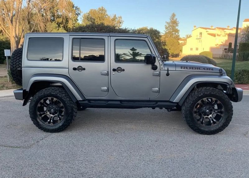 Jeep Wrangler • 2017 • 91,700 km 3