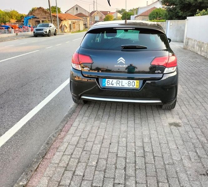 Citroën C4 • 2016 • 100,000 km 2