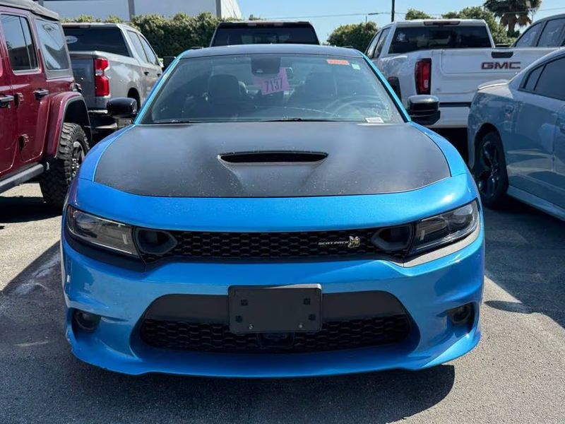 Dodge Charger • 2023 • 24,053 km 2
