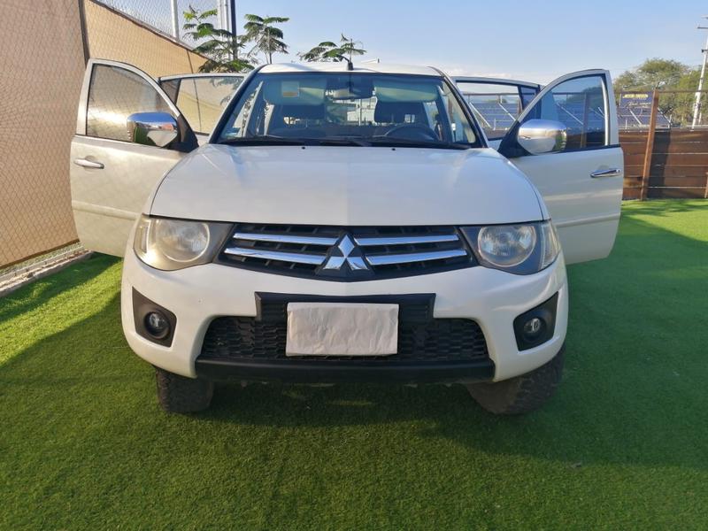 Mitsubishi L200 Pick up • 2013 • 123,502 km 14