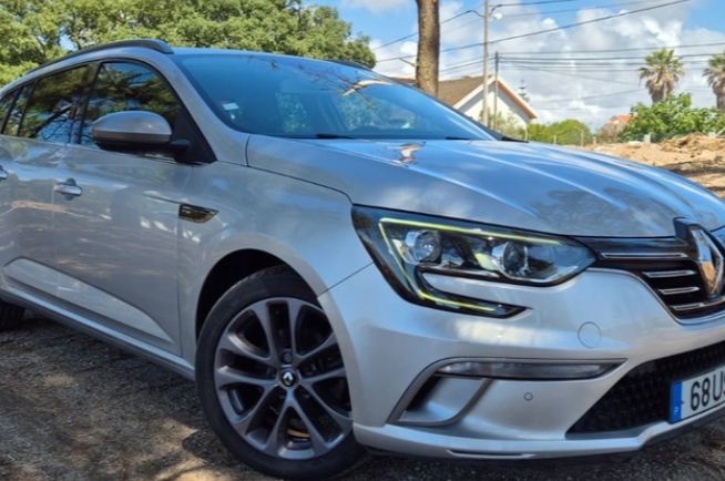Renault Mégane • 2018 • 190,000 km 3