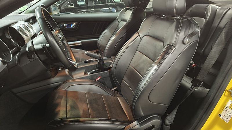 Ford Mustang • 2015 • 76,590 km 13