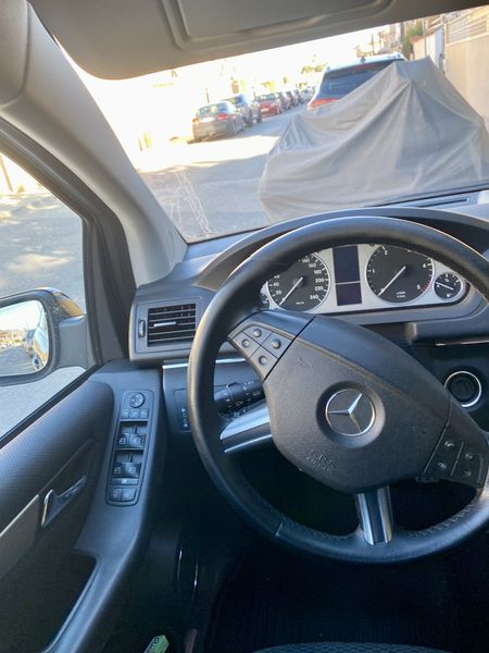 Mercedes-Benz Trieda B • 2011 • 220,000 km 2