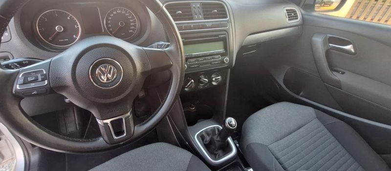 Volkswagen Polo • 2011 • 140,000 km 2
