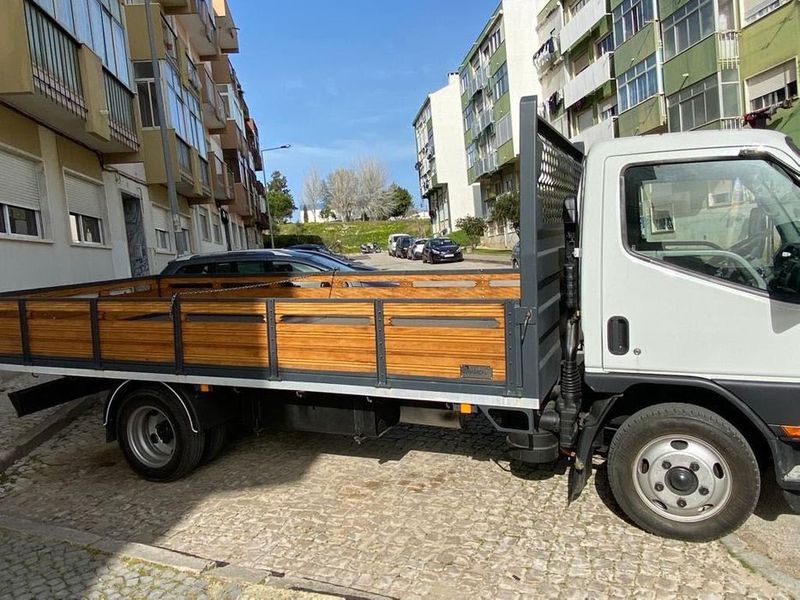 Mitsubishi Fuso canter • 1999 • 220,000 km 4